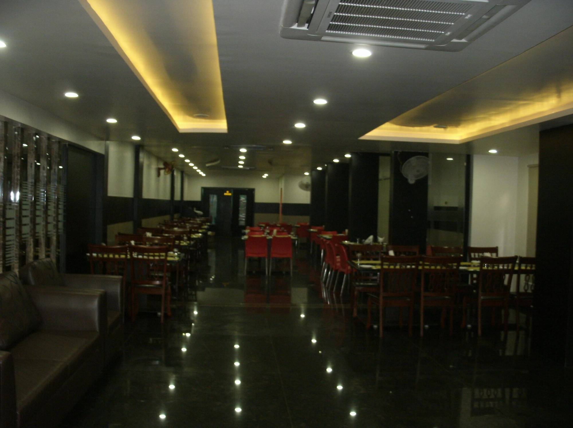 Sanu International Nāmakkal Exterior foto